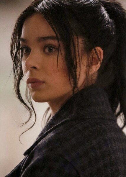 Hailee Steinfeld photo