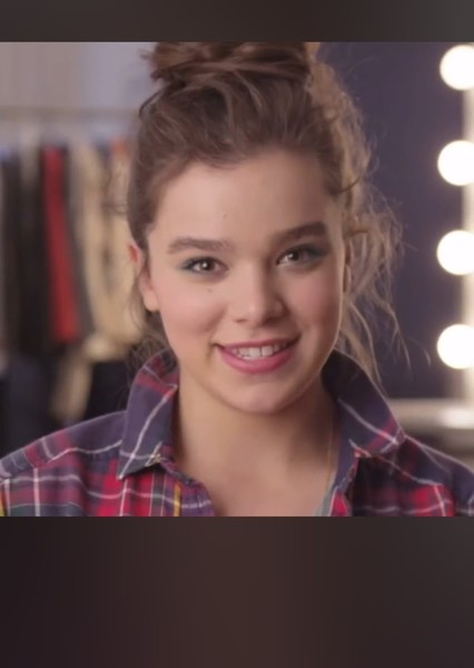 Hailee Steinfeld photo