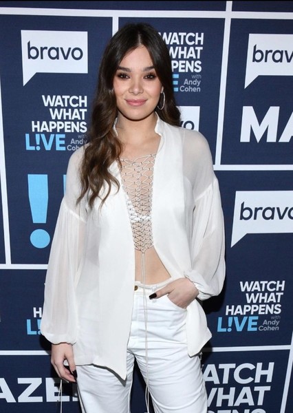 Hailee Steinfeld photo