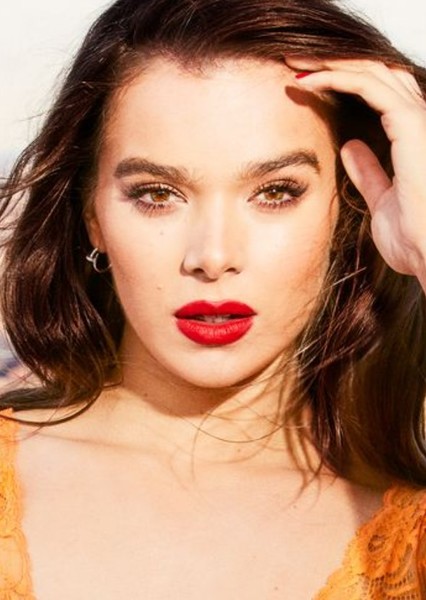 Hailee Steinfeld photo