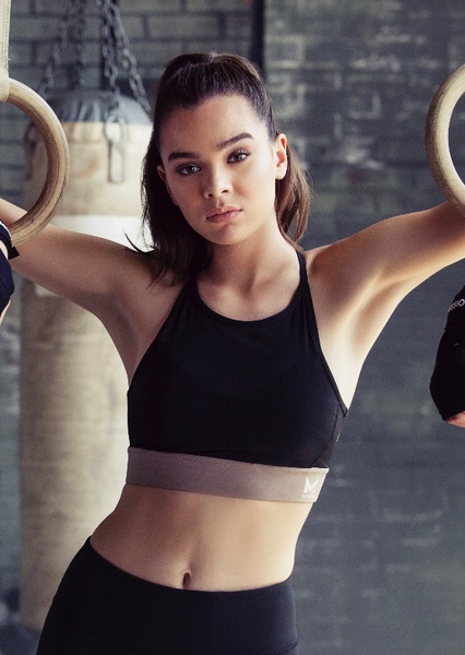 Hailee Steinfeld