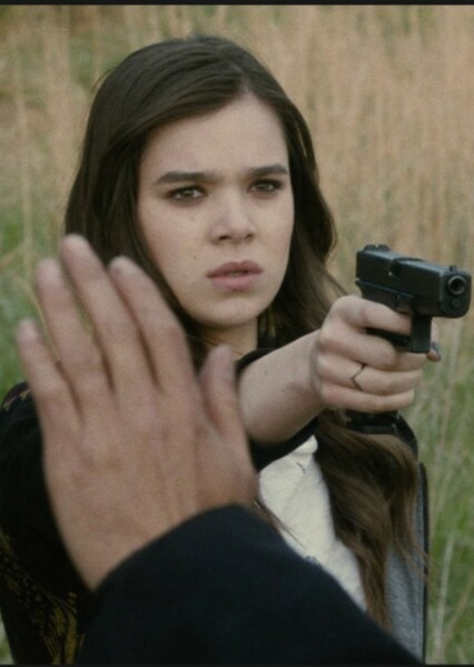Hailee Steinfeld photo