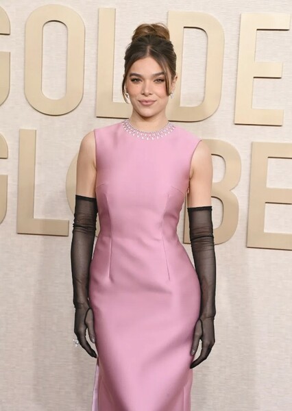 Hailee Steinfeld photo