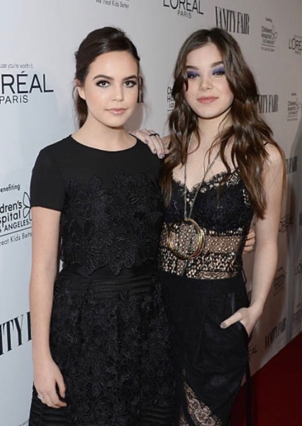 Hailee Steinfeld and Bailee Madison photo