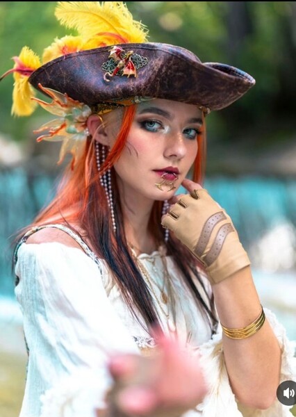 Halcy Bella photo