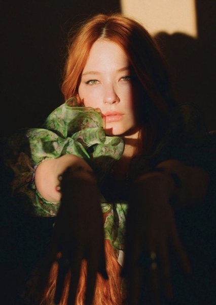 Haley Bennett photo