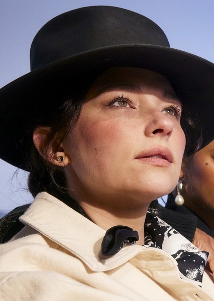 Haley Bennett photo