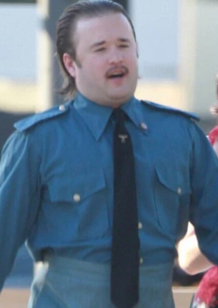 Haley Joel Osment photo