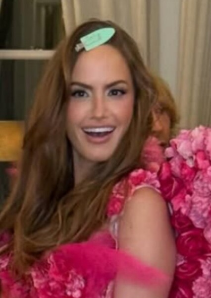 Haley Kalil photo
