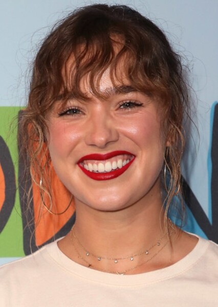 Haley Lu Richardson photo