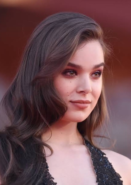 Haliee Steinfeild photo