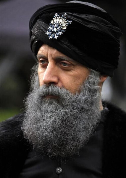 Halit Ergenç photo