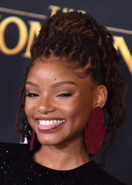 Halle Bailey photo