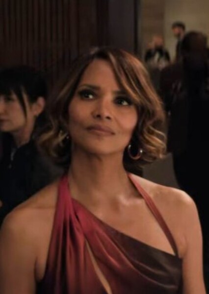 Halle Berry photo