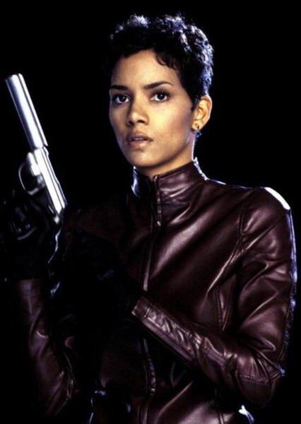 Halle Berry photo