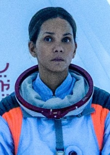 Halle Berry photo