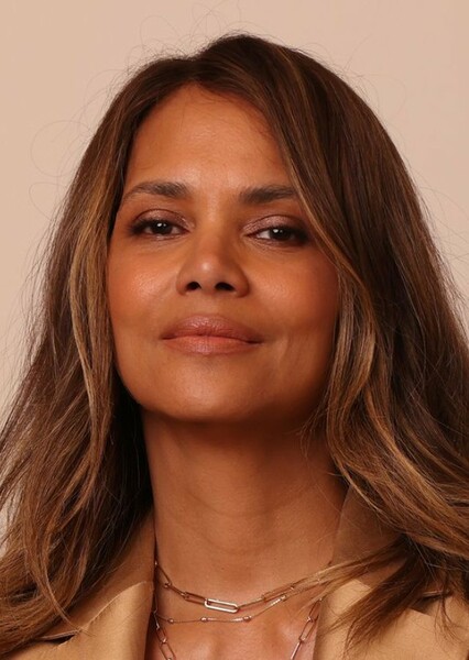 Halle Berry photo