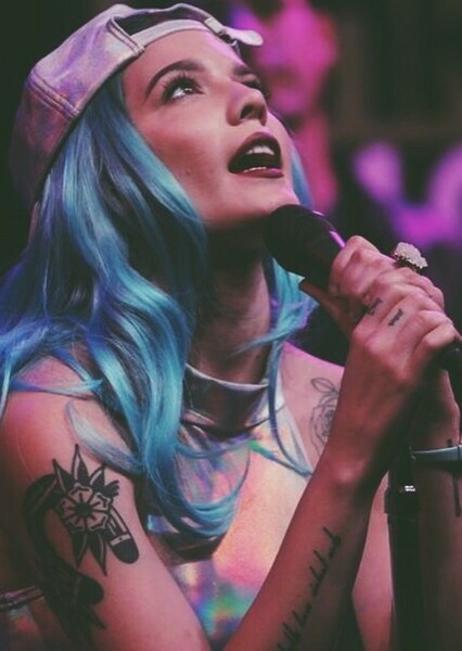 Halsey photo