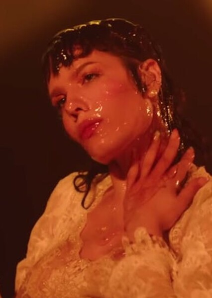 Halsey photo