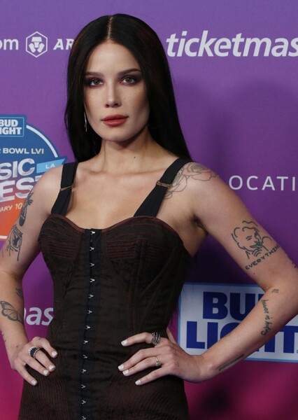 Halsey photo