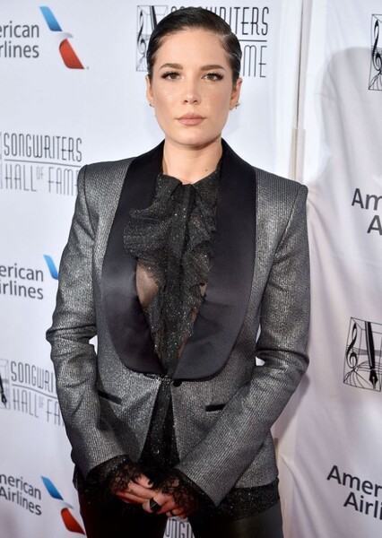 Halsey photo