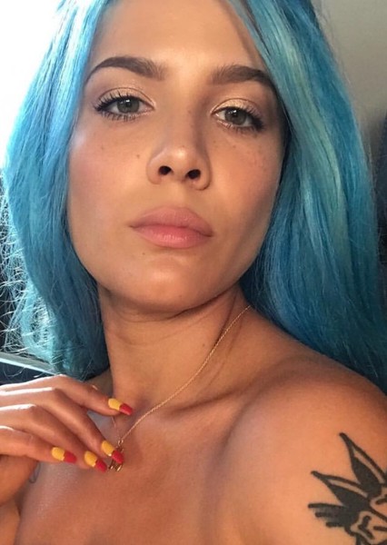 Halsey photo
