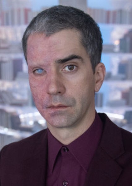 Hamish Linklater photo