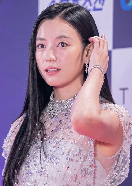 Han Hyo-joo photo