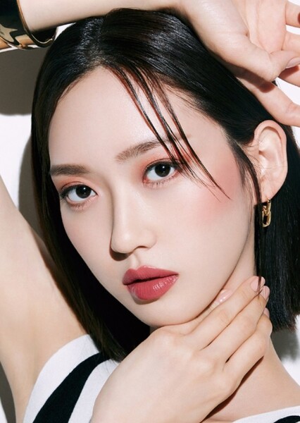 Han Ji-hyeon photo