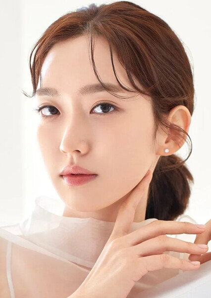 Han Ji-hyeon photo