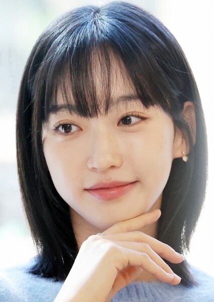 Han Ji-hyeon photo