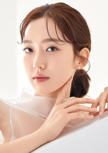 Han Ji-hyeon photo