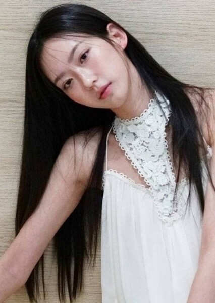 Han Ji-hyeon photo