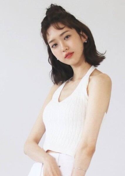Han Ji-hyeon photo