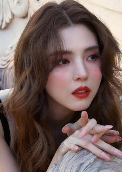 Han So-hee as Gerda in Danish Girl Korean Version