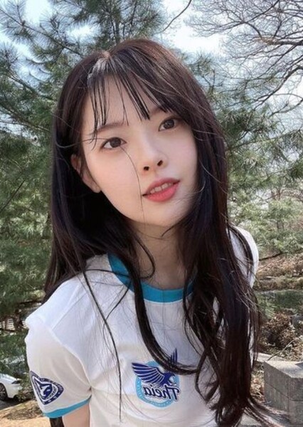 Han Su-ah photo