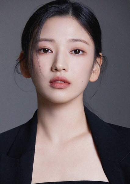 Han Ye-ji photo