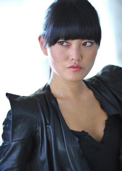 Hana Mae Lee photo