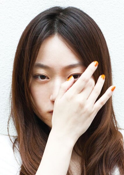 Hanae Kan photo