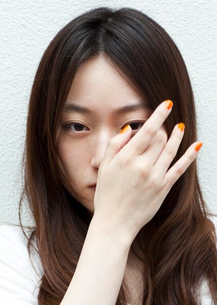 Hanae Kan photo