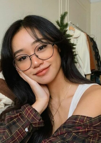 Hang Nguyen photo