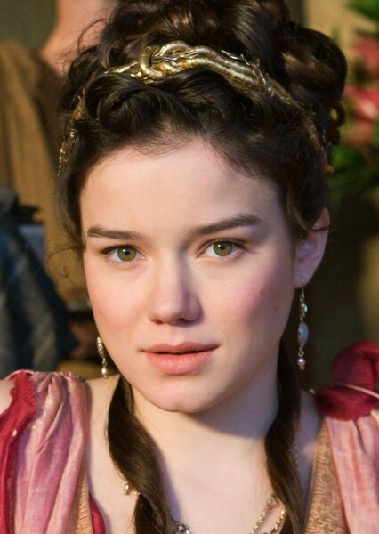 Hanna Mangan Lawrence photo