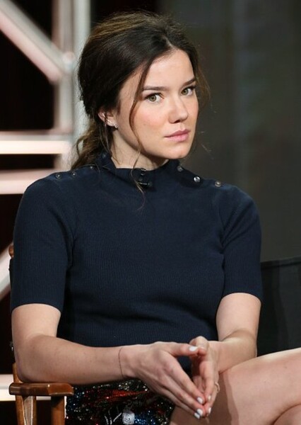 Hanna Mangan Lawrence photo