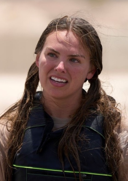 Hannah Brown photo
