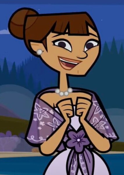 Hannah (Disventure Camp)