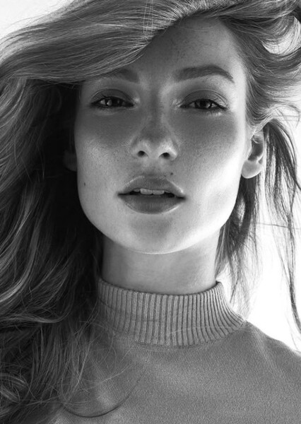 Hannah Dodd photo
