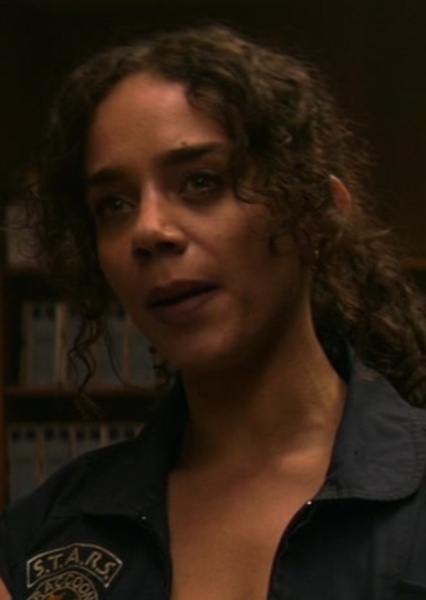 Hannah John-Kamen photo