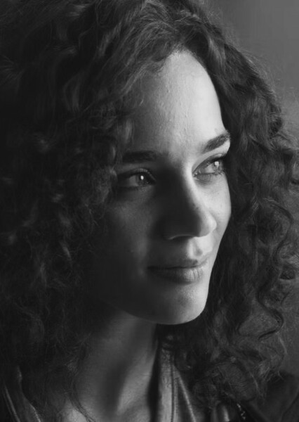 Hannah John-Kamen photo