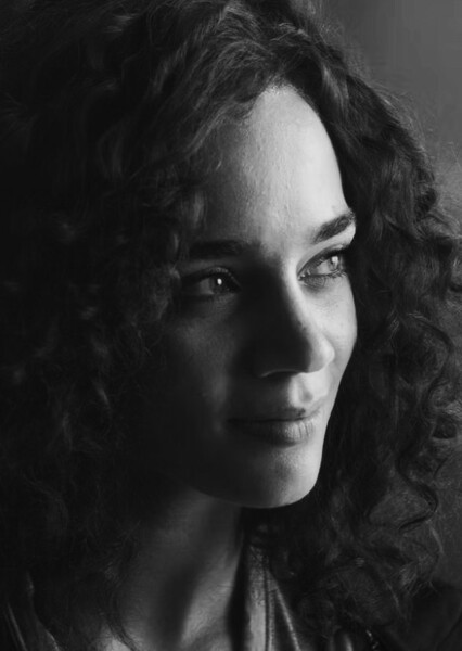 Hannah John-Kamen photo