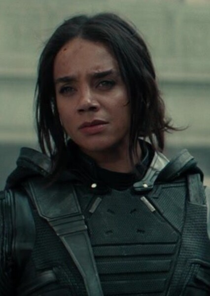 Hannah John-Kamen photo